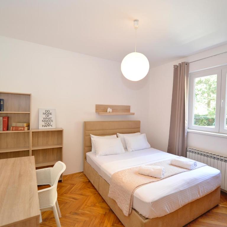 Seafront Apartments House 44 Private Balcony Old Town View - Three-Bedroom Apartment with Sea View - 49
