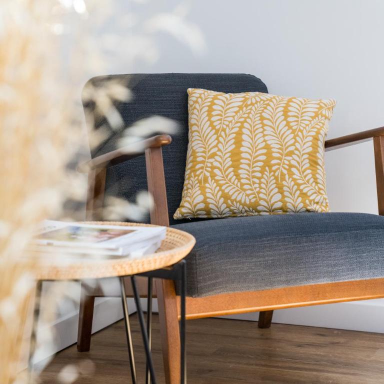 Superbe Loft Rumilly, 2 à 6 pers, 100 m2, proche ANNECY et AIX LES BAINS - Appartement 3 Chambres - 21