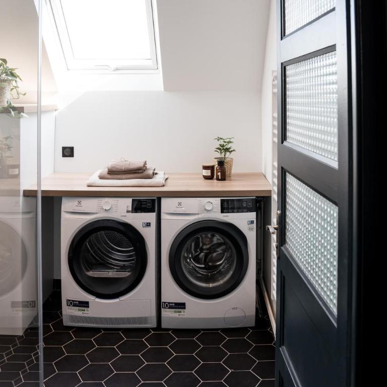 Superbe Loft Rumilly, 2 à 6 pers, 100 m2, proche ANNECY et AIX LES BAINS - Appartement 3 Chambres - 34