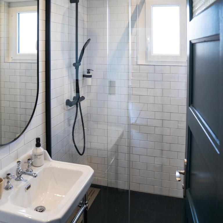 Superbe Loft Rumilly, 2 à 6 pers, 100 m2, proche ANNECY et AIX LES BAINS - Appartement 3 Chambres - 49