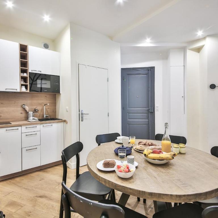 Triplex-6Pers-Porte Maillot-ArcdeTriomphe-Paris17 - Appartement 2 Chambres - 4