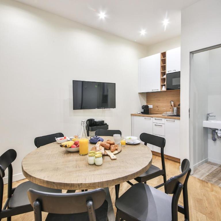 Triplex-6Pers-Porte Maillot-ArcdeTriomphe-Paris17 - Appartement 2 Chambres - 10