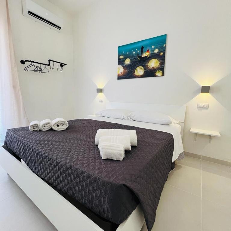 Pirro’s rooms - Camera Matrimoniale con Bagno Privato - 2