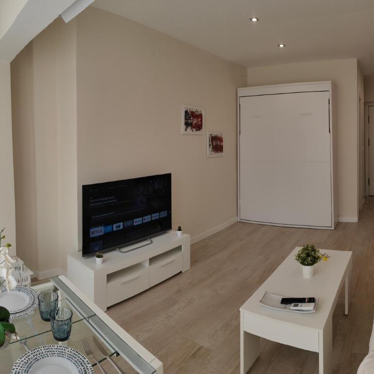Coconut Design Studio in the Heart of Nogalera City Center Torremolinos BY NAMASTE ELITE - Apartamento Estudio - 27