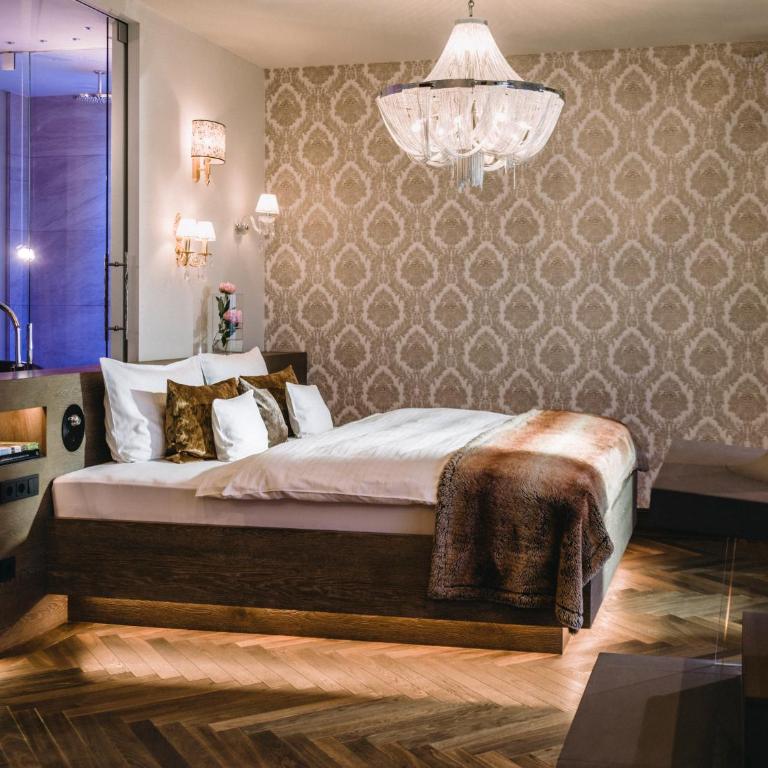 Das König Ludwig - Adult Only - Deluxe Suite mit Bergblick - 4