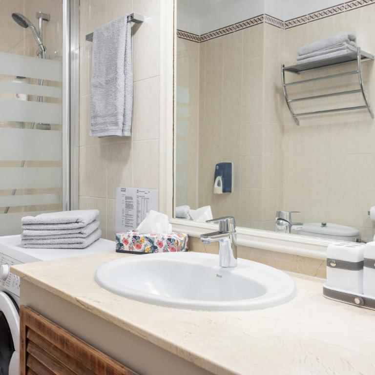 Oceanfront Tenerife South Abatros 254 - Apartamento de 1 dormitorio - 17