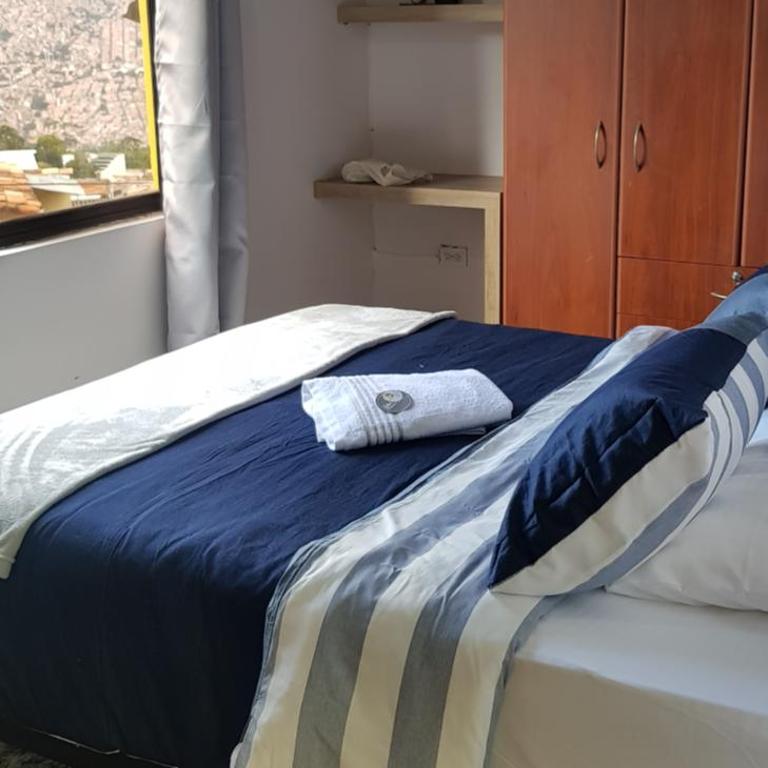Wonderful house with views in Medellin-fiber optics - Apartamento de 2 dormitorios - 11