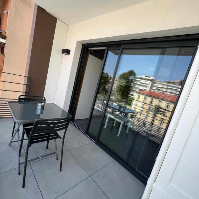 Appartement avec parking gratuit Menton - Appartement 1 Chambre - 10