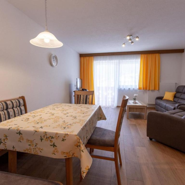 Gästehaus Alpenstern - Apartment mit Balkon - 3