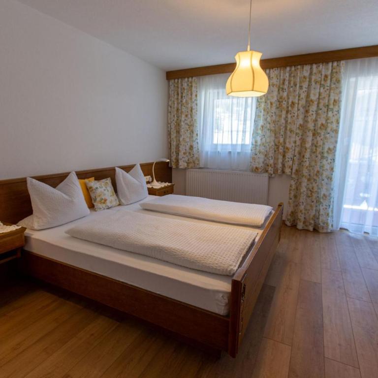 Gästehaus Alpenstern - Apartment mit 2 Schlafzimmern - 2