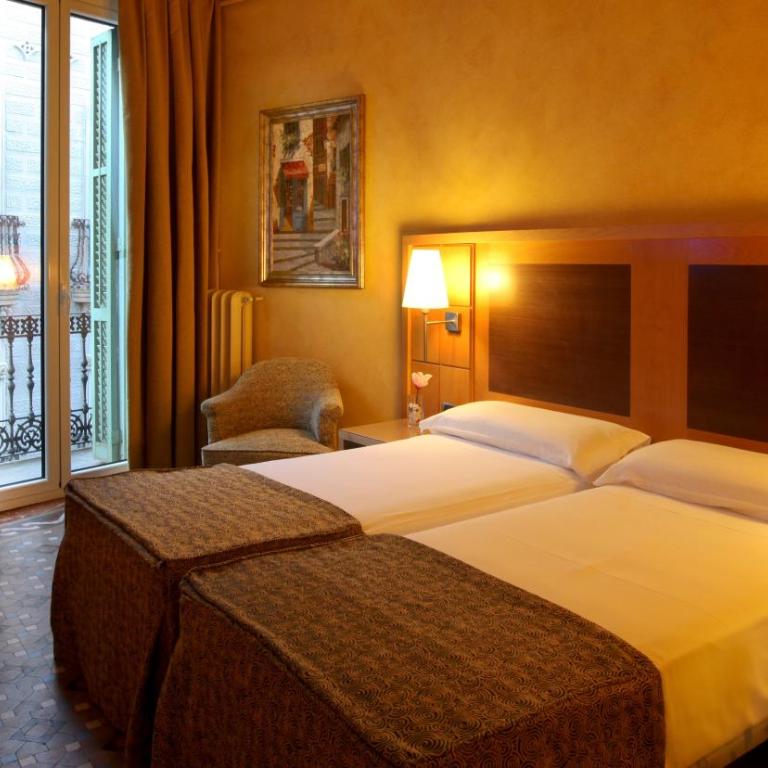 Hotel Nouvel - Double or Twin Room with View - 3