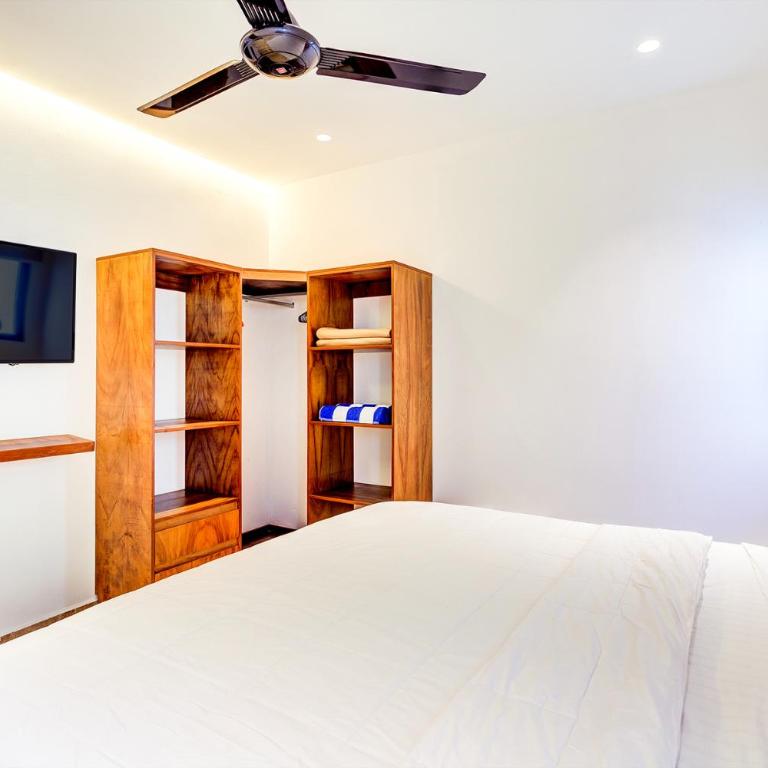 Chic Condotel with Roof Pool 10-Min Walk to Beach - Appartement 2 Chambres - 17