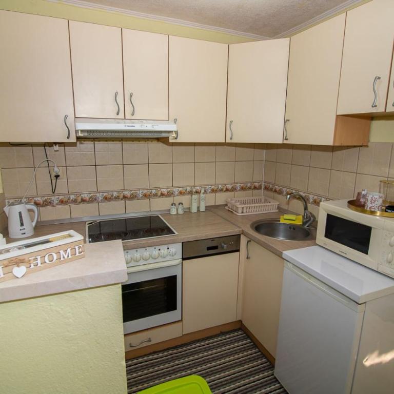 Sweet home - One-Bedroom Apartment - 38