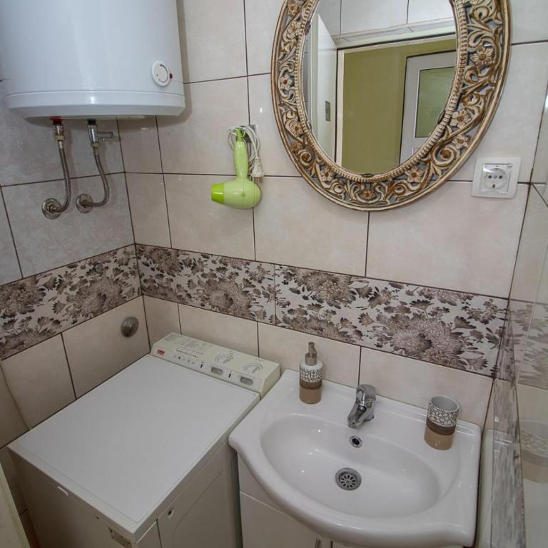 Sweet home - One-Bedroom Apartment - 36