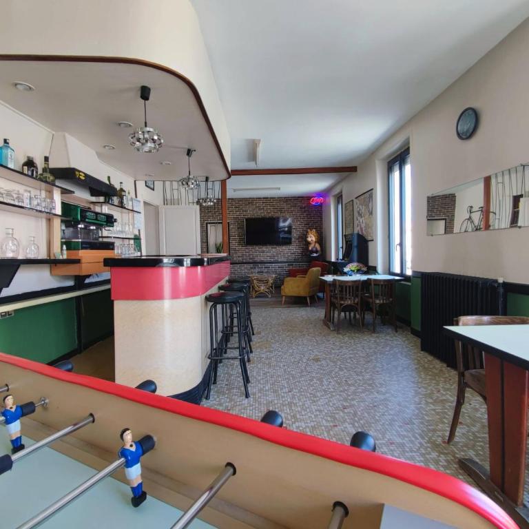 Vintage Café Maison 7 pers atypique ancien bar restaurant La Rochelle - Maison 2 Chambres - 1