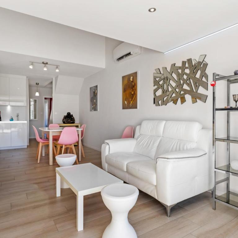 Villa Néréides Héliovillage, village naturiste, 45m2,chambre en rez de chaussée avec dressing - One-Bedroom Villa - 7