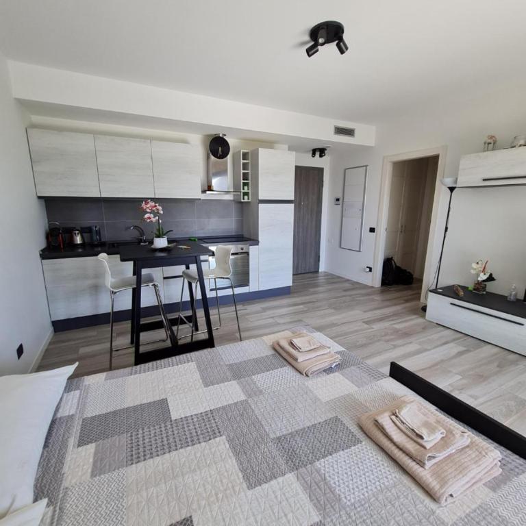 Grazioso Monolocale Milano - Appartamento con 1 Camera da Letto - 3