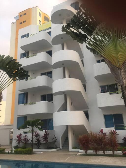Departamento Tonsupa tres dormitorios Arenys III - Apartamento de 3 dormitorios - 5