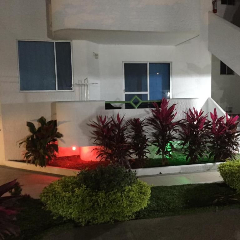 Departamento Tonsupa tres dormitorios Arenys III - Apartamento de 3 dormitorios - 12