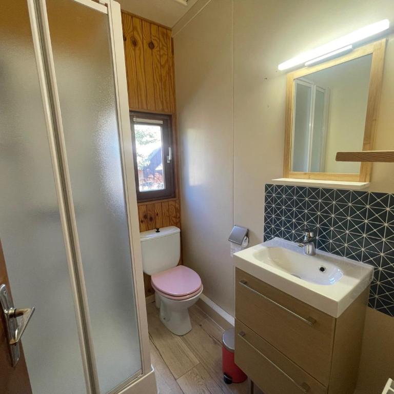 Grand chalet à Barcelonnette, j'usqu'à 8 personnes - Three-Bedroom Chalet - 15