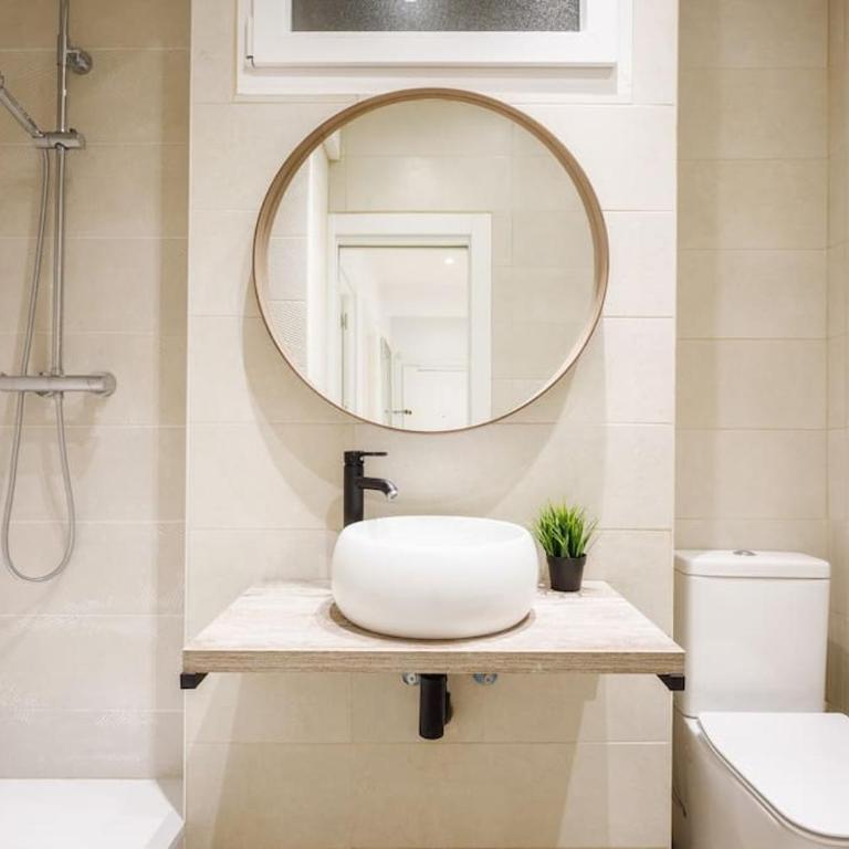 Heart of City Centre & Museum by Next Stop Bilbao - Two-Bedroom Apartment - 12