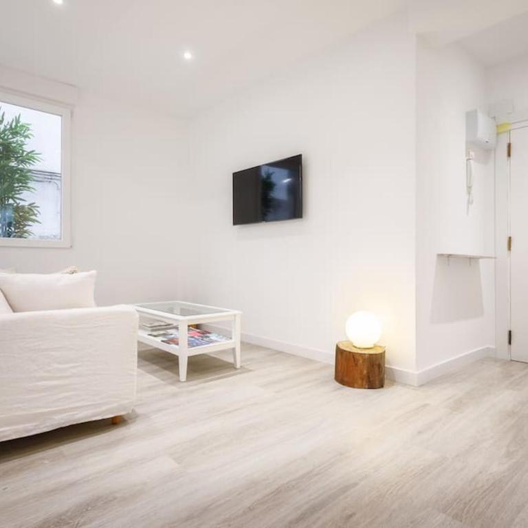 Heart of City Centre & Museum by Next Stop Bilbao - Two-Bedroom Apartment - 5