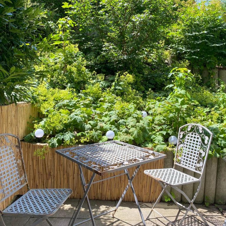 Gemütliches Apartment mit Terrasse in ruhiger Lage - Apartamento de 1 dormitorio - 1