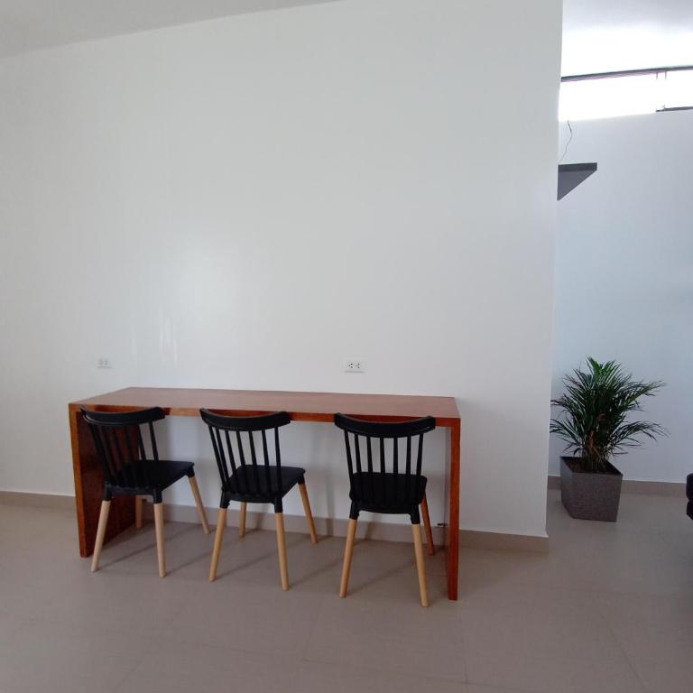 Casa VerdeMar Vichayito Perú - Four-Bedroom House - 16
