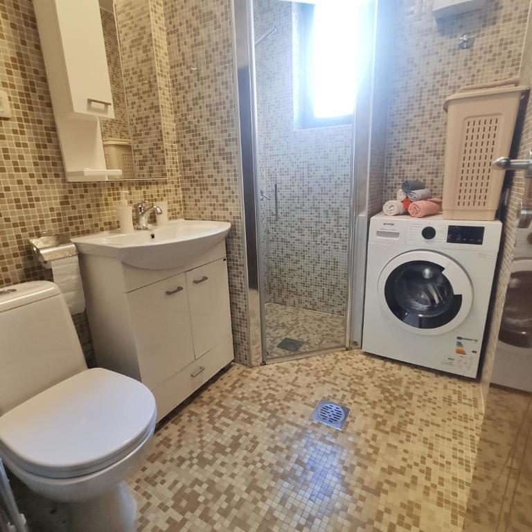 Petrovac Sea - Apartman sa 1 Spavaćom Sobom - 3