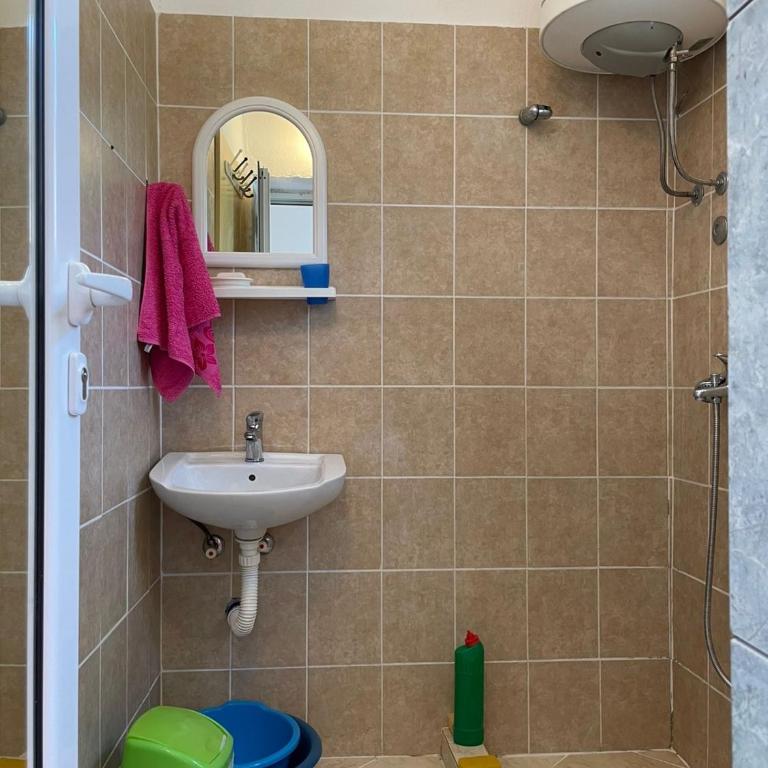 Apartment Mira - Apartman - 17