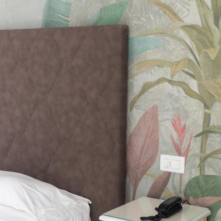 Hotel President - Deluxe Panorama Room with Balcony and Sea View - 8