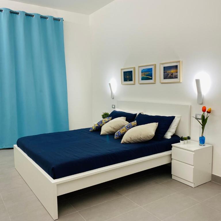 Sicilian Rooms - Camera Matrimoniale Deluxe con Balcone - 2