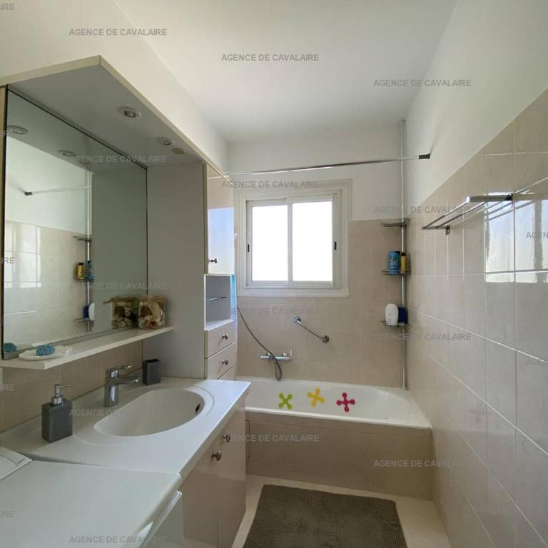 Bel appartement T3 climatisé, centre Cavalaire, proche plages et commerces - FR-1-100-273 - Apartment - 14