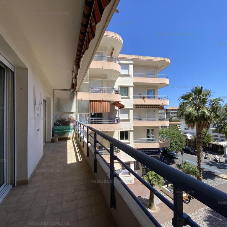 Bel appartement T3 climatisé, centre Cavalaire, proche plages et commerces - FR-1-100-273 - Apartment - 1