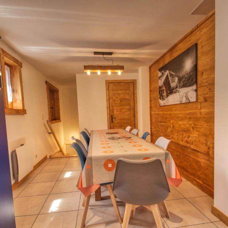 Chalet moderne avec jacuzzi, animaux admis, Morillon - Chalet 3 Chambres - 6