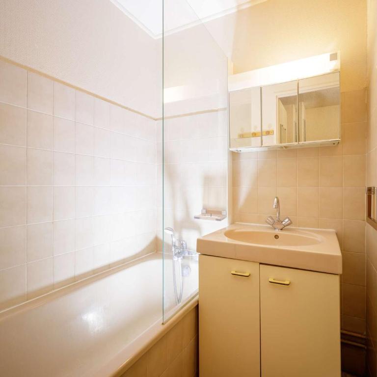Studio 4 pers, balcon, télésiège proche, Saint-Lary - FR-1-296-413 - Studio - 7