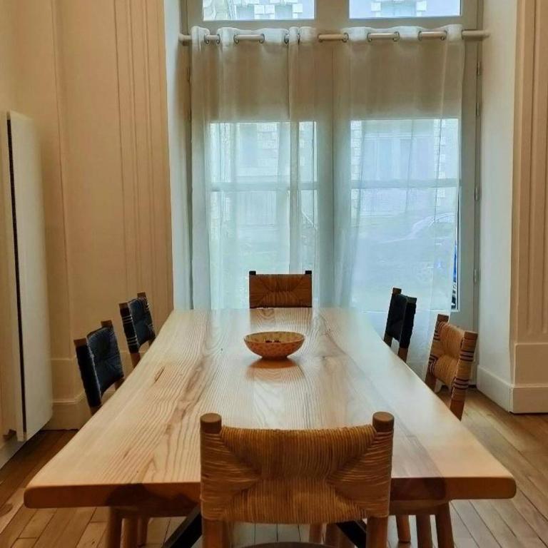 Appartement haut de gamme 113m² centre-ville pour 6/8 pers - FR-1-234-280 - Appartement - 2