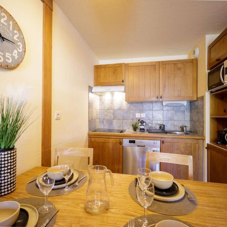 Appartement Centre-ville avec Piscine et Sauna à Saint-Lary-Soulan - FR-1-296-417 - Apartment - 3