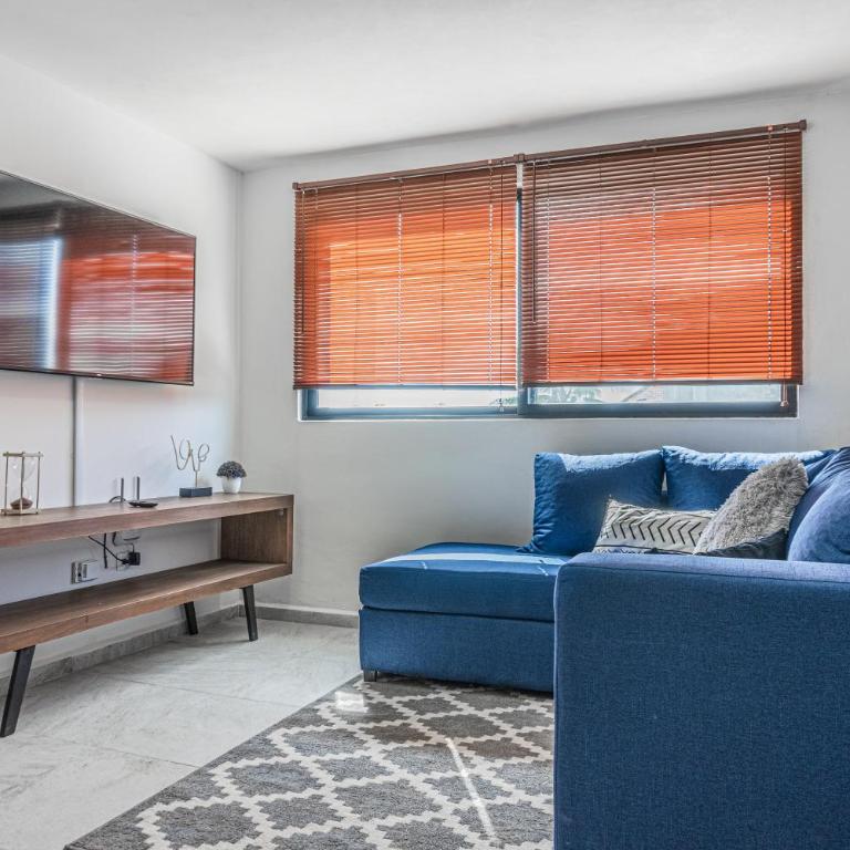 Pako Stays - Luxurious & Spacious 2 Bedroom Apartments Close to the Beach, Free Wi-Fi, Ideal Location in Downtown Cancun Centro - Two-Bedroom Apartment - 1