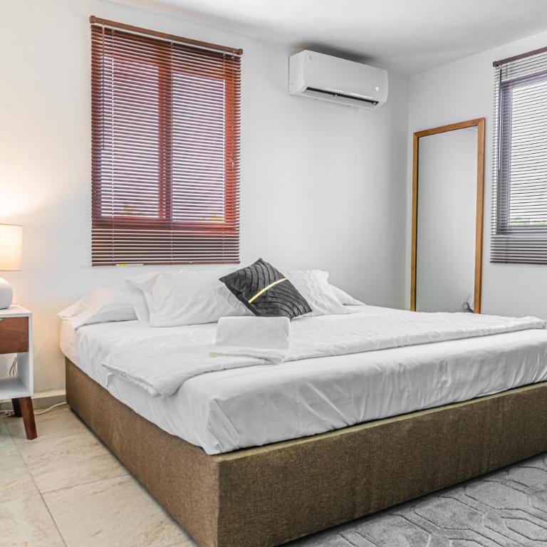 Pako Stays - Luxurious & Spacious 2 Bedroom Apartments Close to the Beach, Free Wi-Fi, Ideal Location in Downtown Cancun Centro - Two-Bedroom Apartment - 14