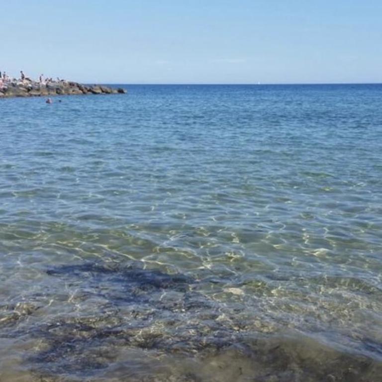 Villa Bianca a few steps by the sea with exclusive garden & jacuzzi - Apartment - 17