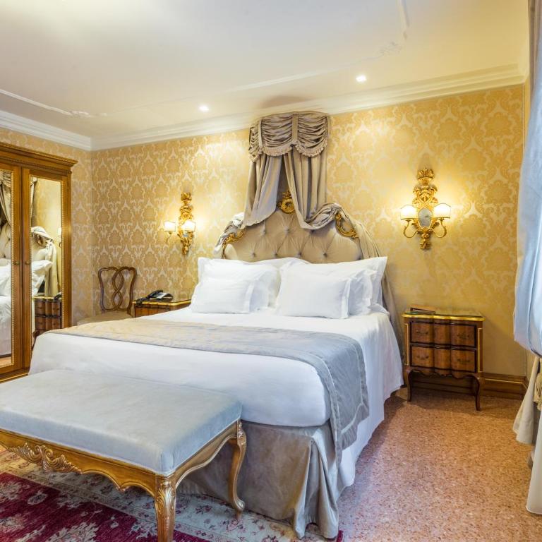 Hotel Ai Reali - Small Luxury Hotels of the World - Camera Superior Matrimoniale/Doppia con Letti Singoli - 8
