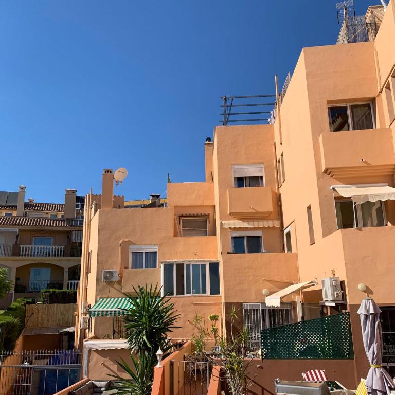 Cozy apartment in Fuengirola Hills - Apartamento - 13