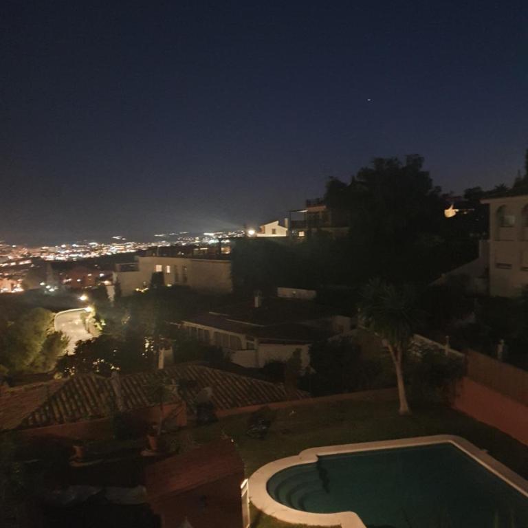 Cozy apartment in Fuengirola Hills - Apartamento - 8