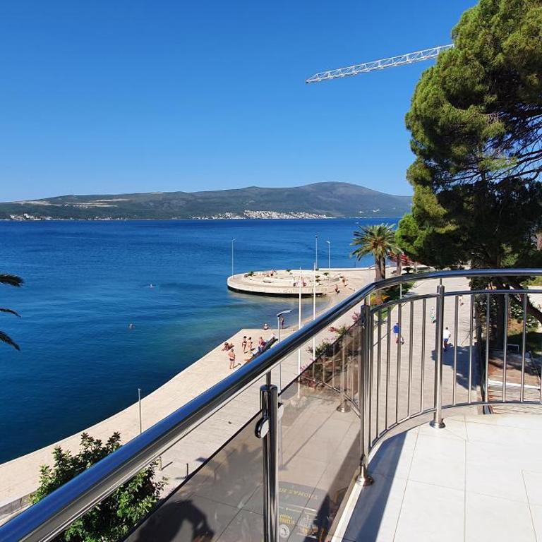 Penthouse by the Sea - Two-Bedroom Apartment - 3