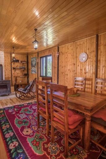 Guest House MIKA - Three-Bedroom House - 12