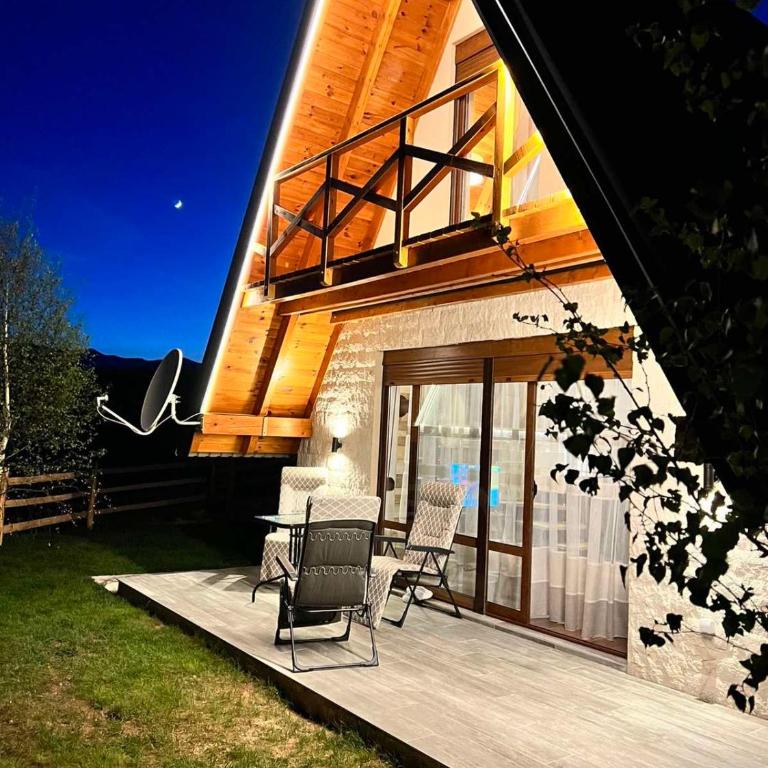 Pinewood Home Žabljak - Two-Bedroom Villa - 1