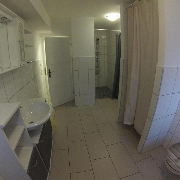 Ferienhaus Kaltenbrunn - Ferienhaus mit Dusche - 36