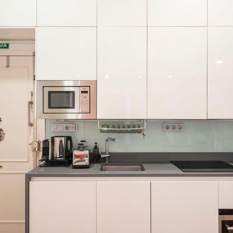 For You Rentals Apartment TEMPORAL in the Center of Madrid ESP50 - Two-Bedroom Apartment - 7