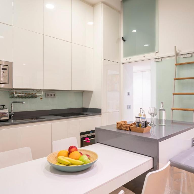 For You Rentals Apartment TEMPORAL in the Center of Madrid ESP50 - Two-Bedroom Apartment - 8